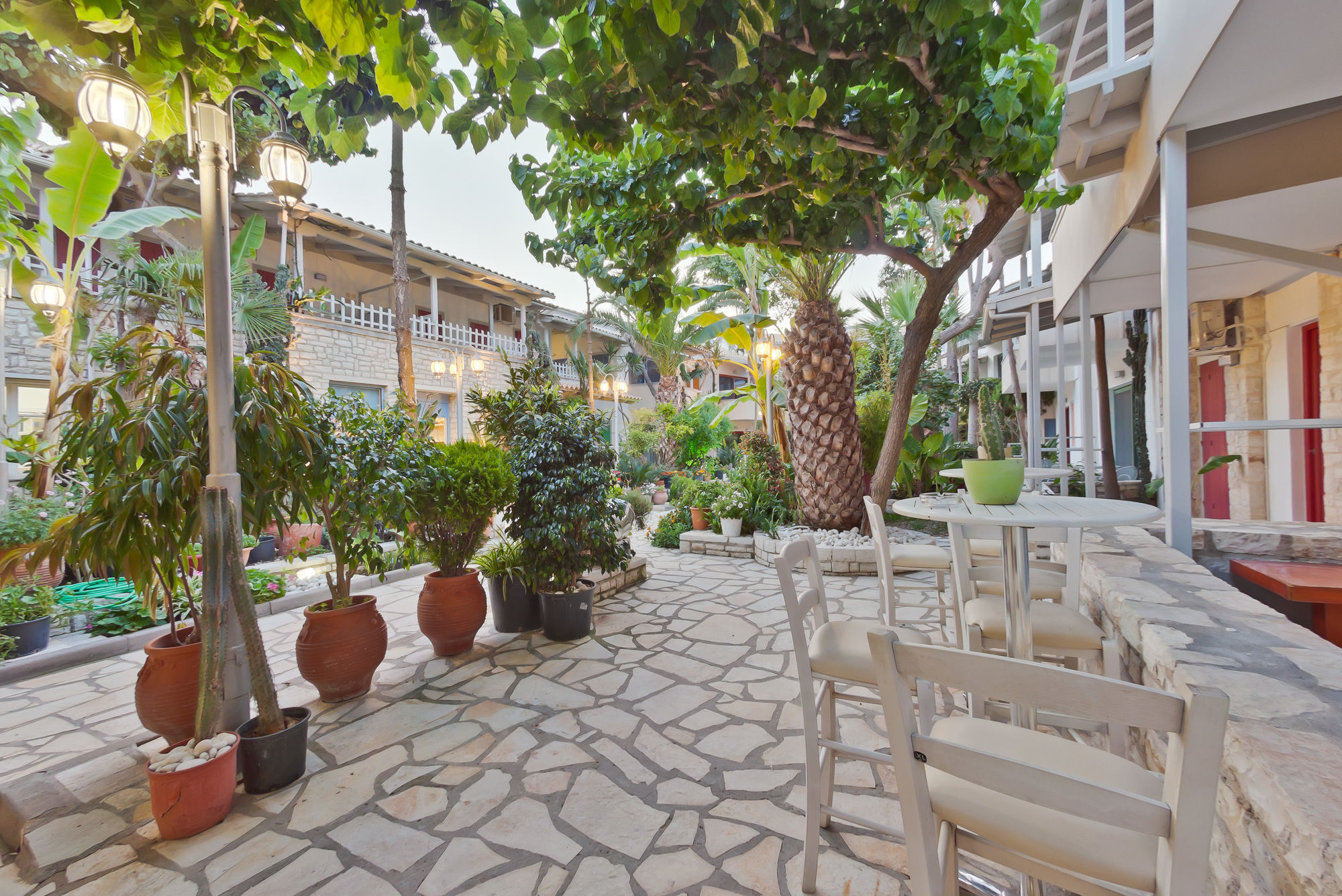 Rouda Bay Beach Hotel Mikros Gialos Exterior photo