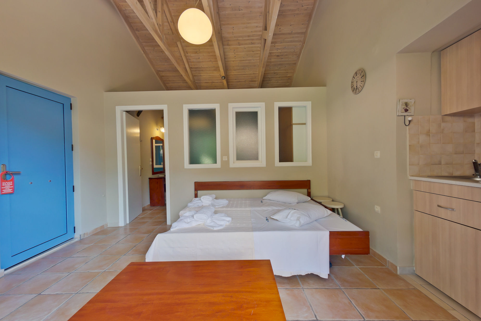 Rouda Bay Beach Hotel Mikros Gialos Exterior photo