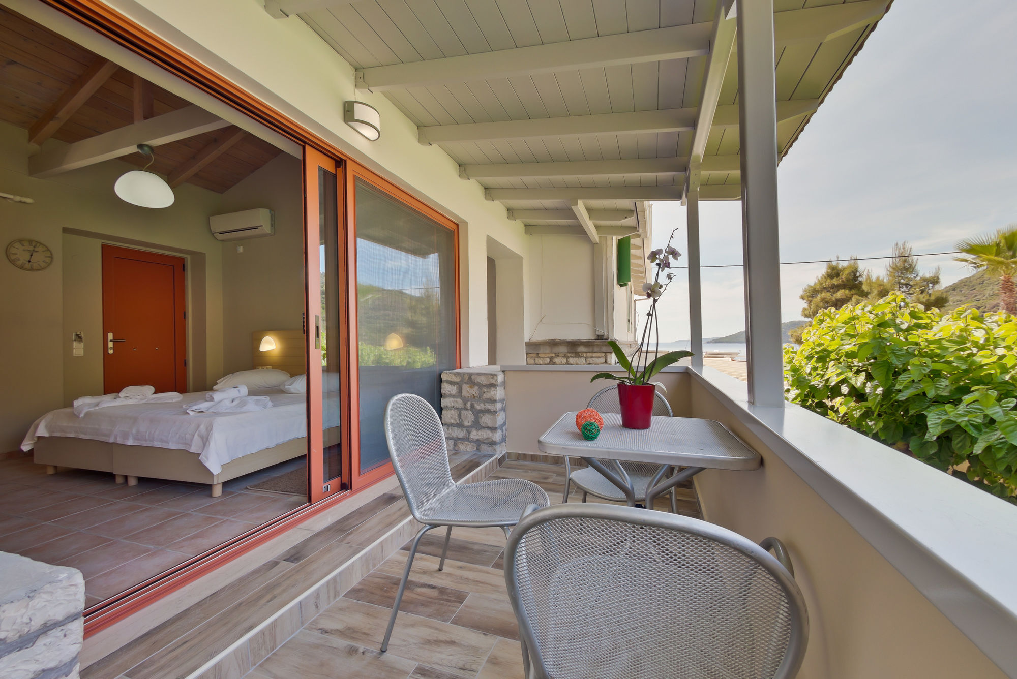 Rouda Bay Beach Hotel Mikros Gialos Exterior photo