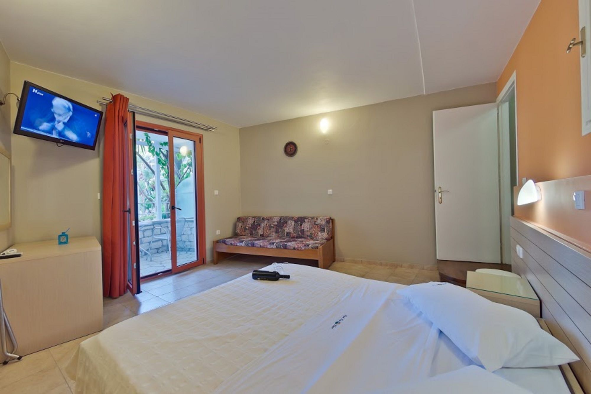 Rouda Bay Beach Hotel Mikros Gialos Exterior photo