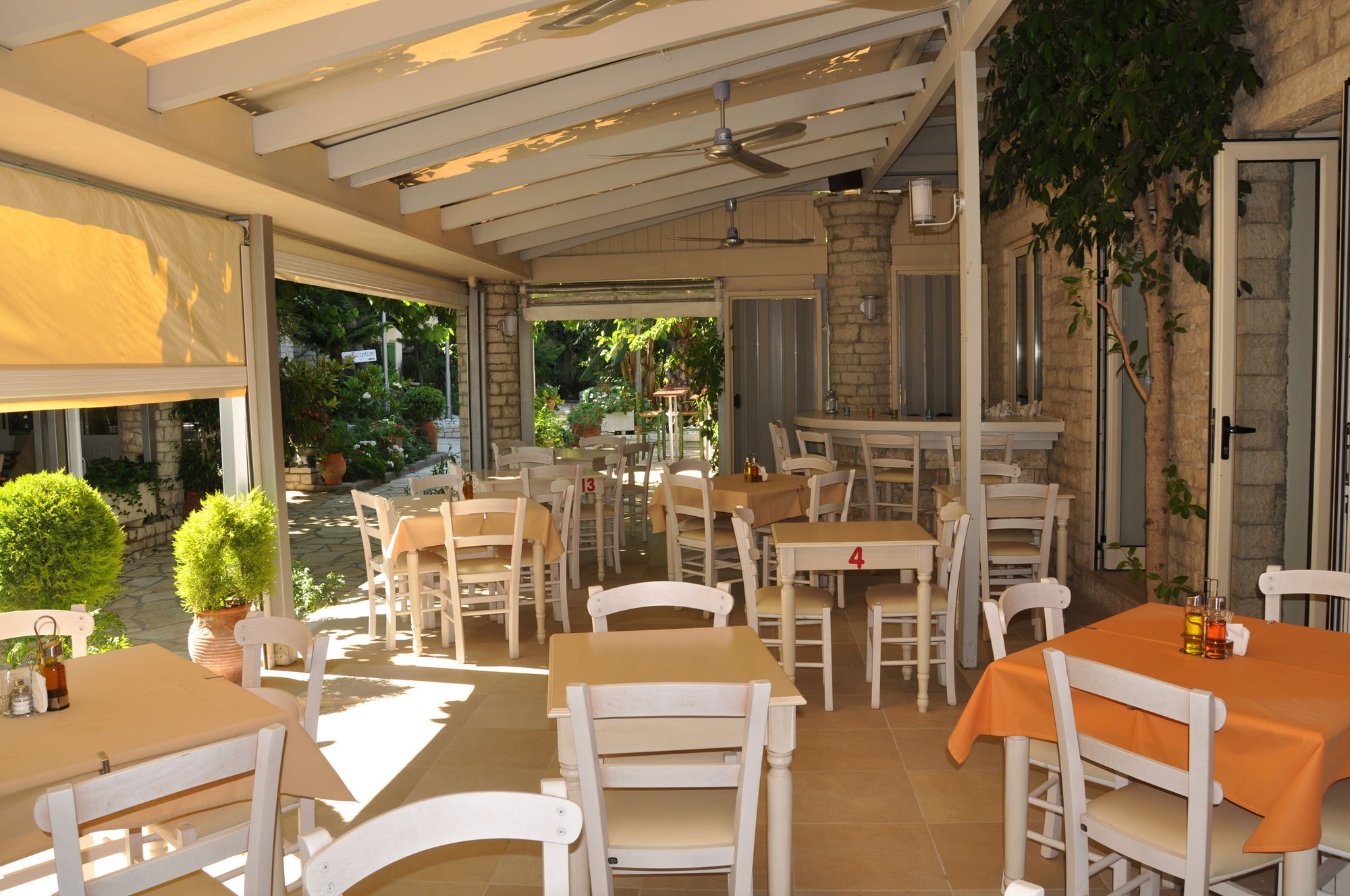Rouda Bay Beach Hotel Mikros Gialos Exterior photo