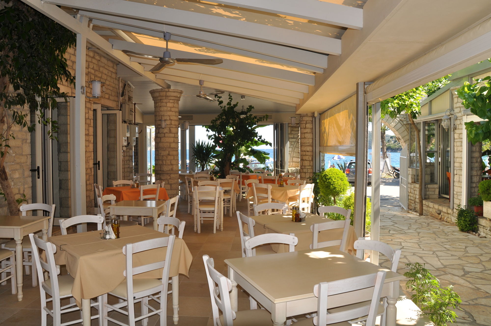 Rouda Bay Beach Hotel Mikros Gialos Exterior photo