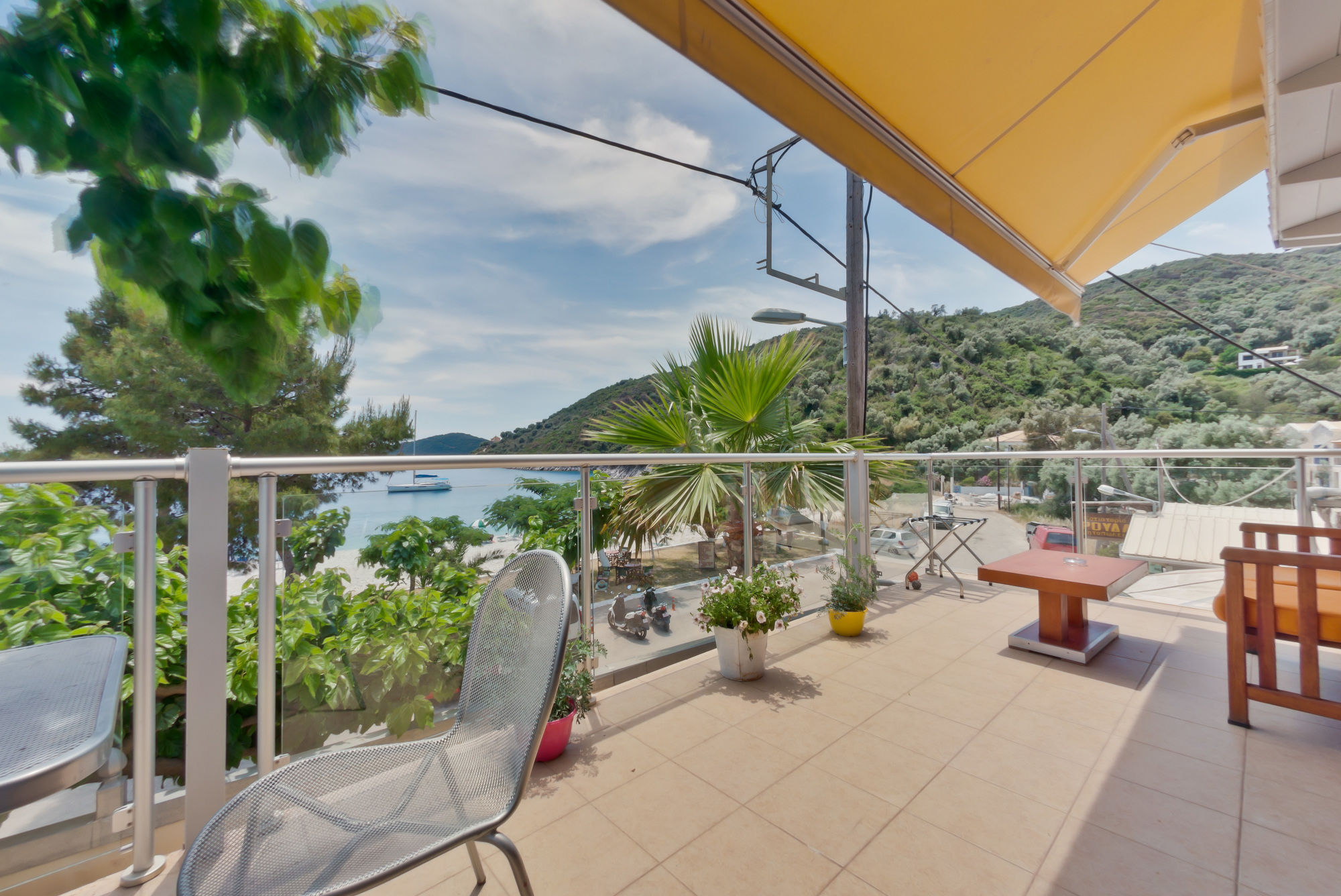 Rouda Bay Beach Hotel Mikros Gialos Exterior photo