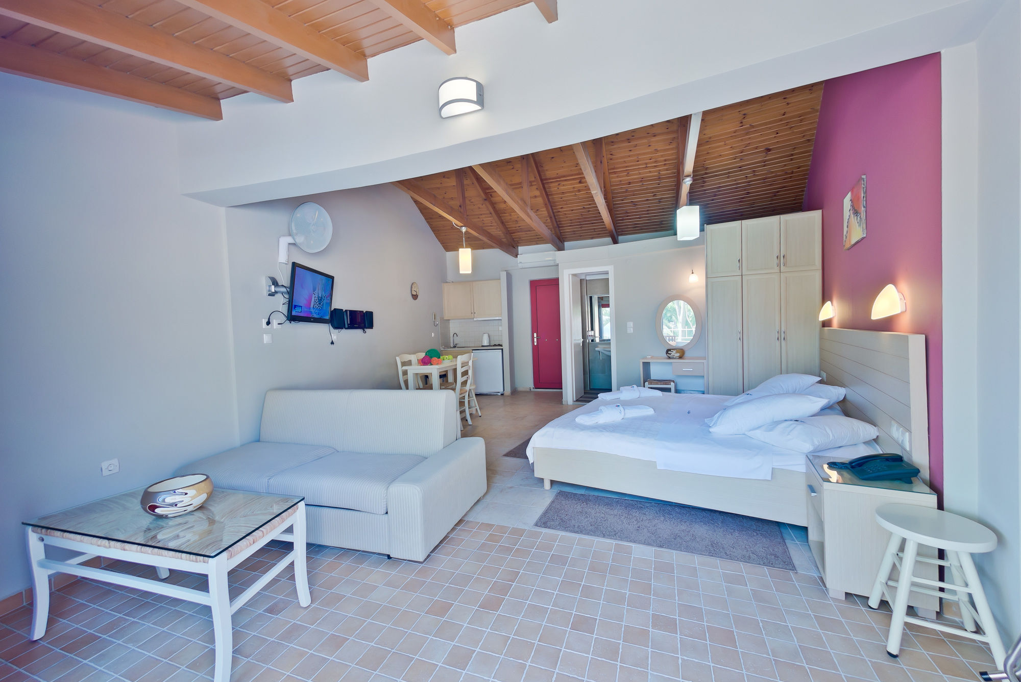 Rouda Bay Beach Hotel Mikros Gialos Exterior photo