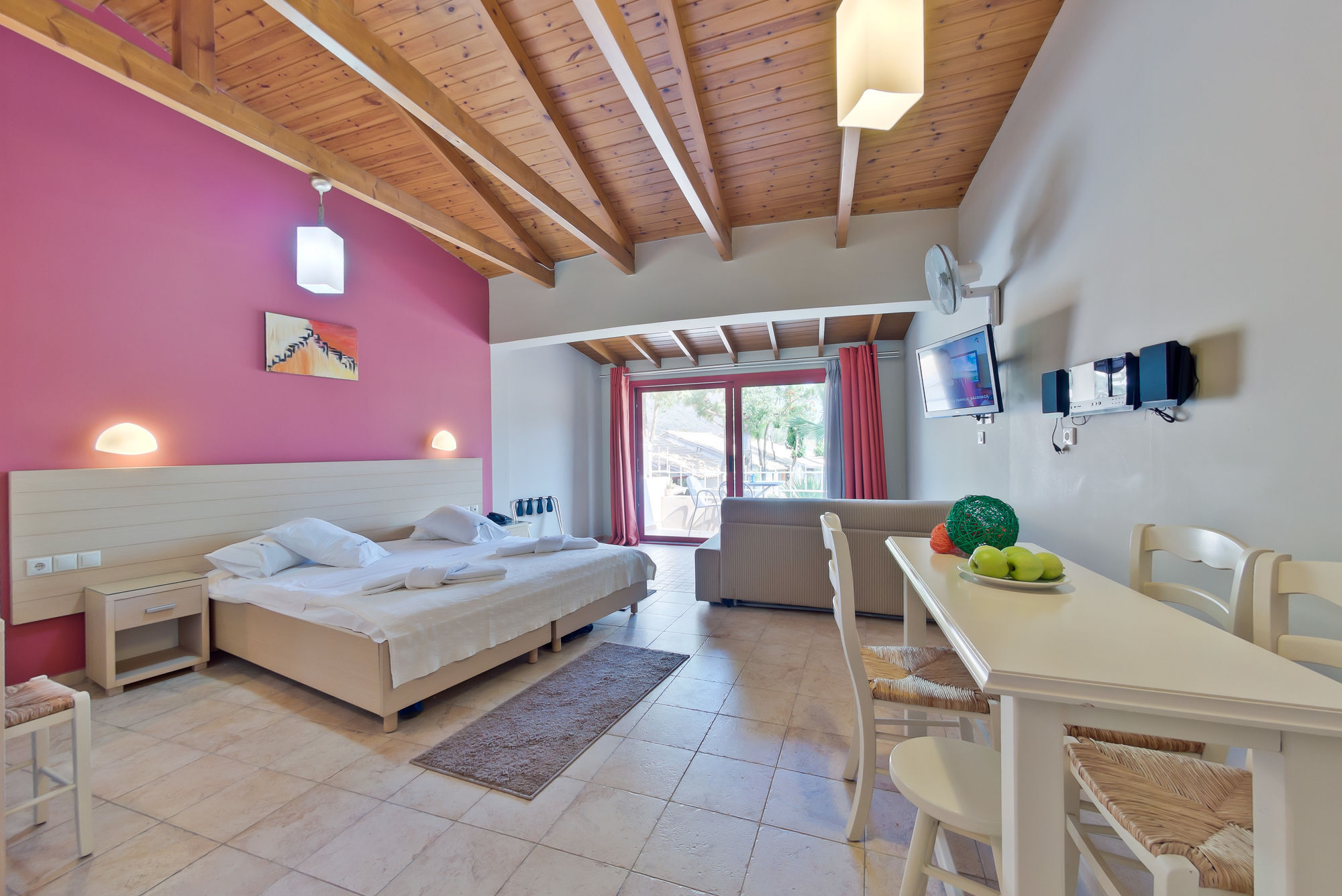 Rouda Bay Beach Hotel Mikros Gialos Exterior photo